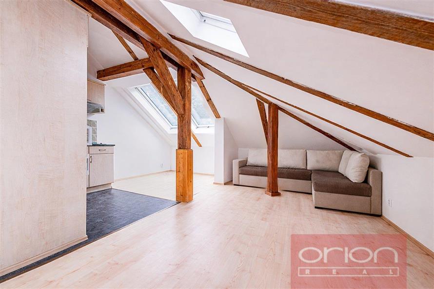 850_9662_pohovka_01 (002).jpg