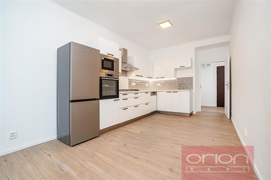 Prodej bytu 2+kk v osobním vlastnictví: Praha 8 - Libeň, Novákových