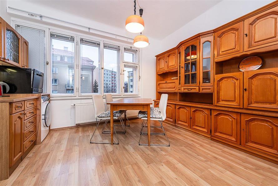 Pronájem bytu s balkonem: Praha 6 - Vokovice, Kladenská