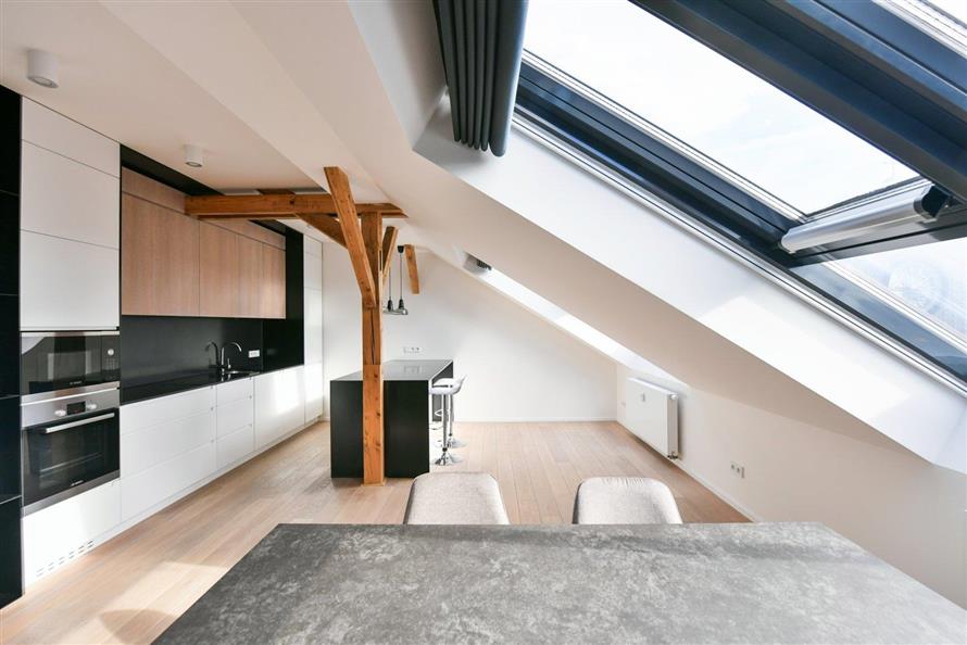 Luxusní byt na pronájem: Praha 3 - Vinohrady, Náměstí Jiřího z Poděbrad