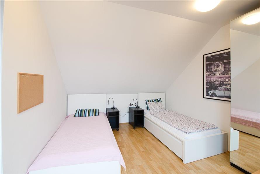 loznice podkrovi.jpg