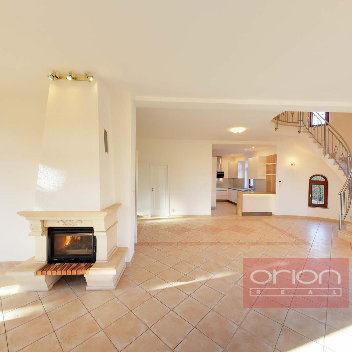 Pronájem domu s bazénem: Praha 6 - Nebušice, Nebušická