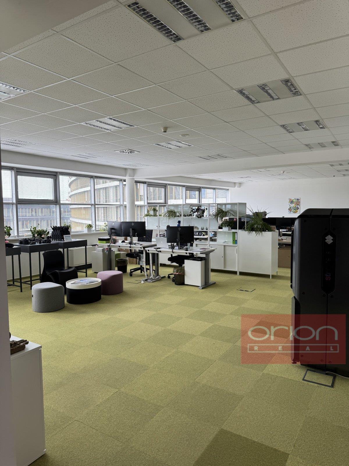 Fully furnished office space for rent: Praha 4, Polygon House, Doudlebská