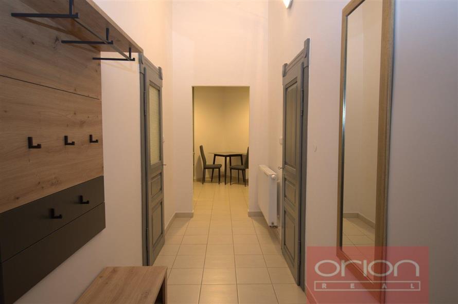 _DSC0509 predsin se zidlema.jpg