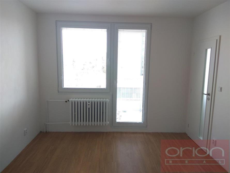 One bedroom apartment with a balcony for rent: Praha 4 - Háje, Emílie Hýblerové
