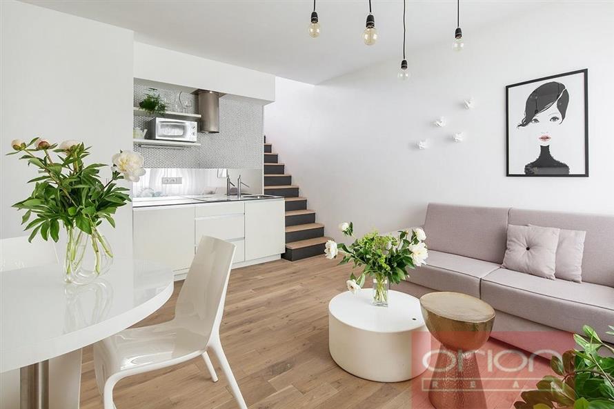 Duplex apartment with terrace for rent: Praha 5 - Smíchov, Plzeňská