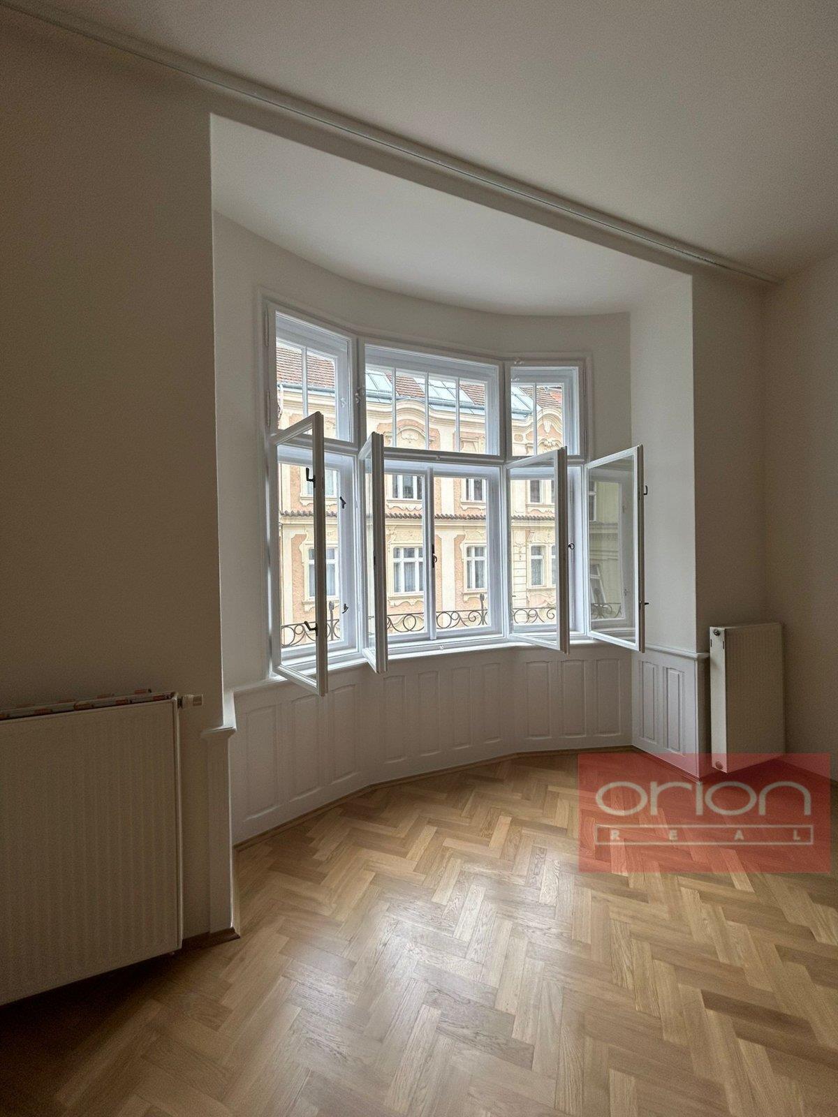 Apartment with balcony for rent: Praha 1 - Staré Město, Bílkova