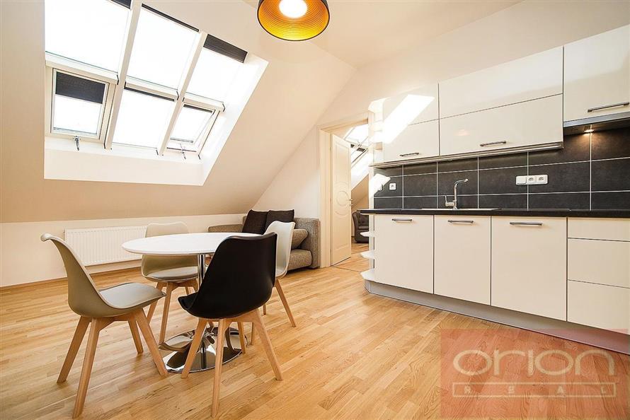 Fully furnished apartment for rent: Praha 3- Žižkov, Kubelíkova