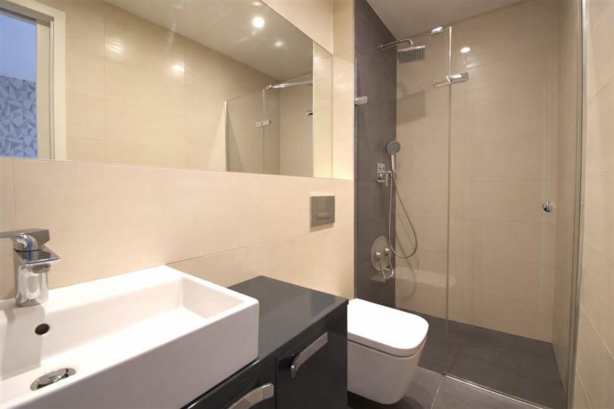 koupelna 2 na Smíchově (002).jpg