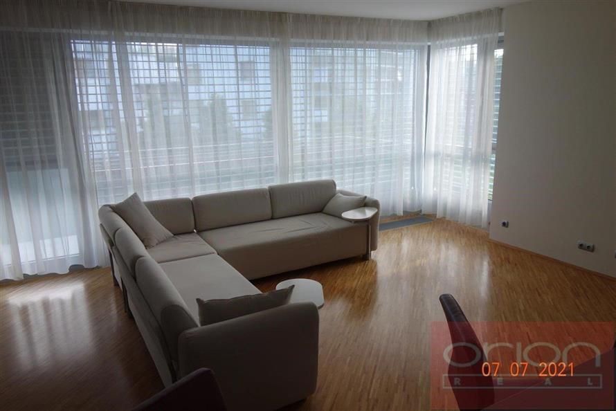 Apartment with balcony and garage for rent: Praha 6 - Vokovice, Tibetská