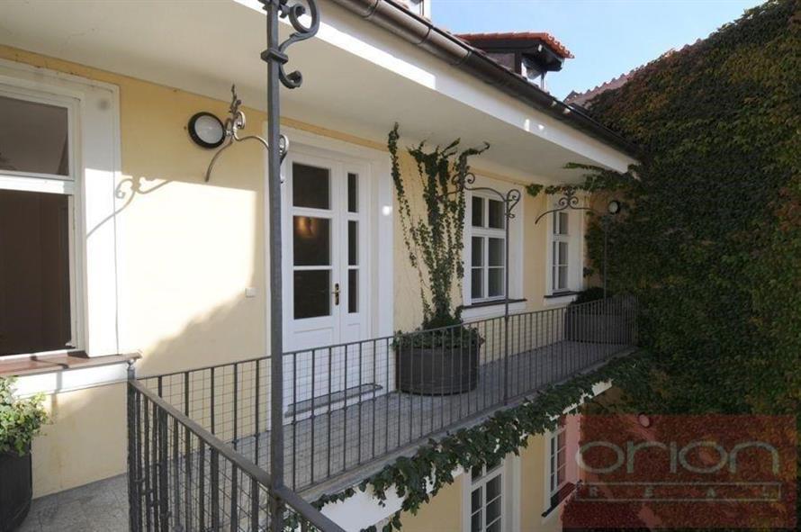 Apartment with terrace for rent: Praha 1 - Malá Strana, Vlašská