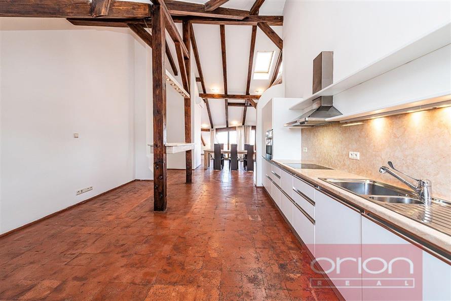 Luxury apartment with a large terrace for rent: Prague 2- Vinohrady, Ibsenova