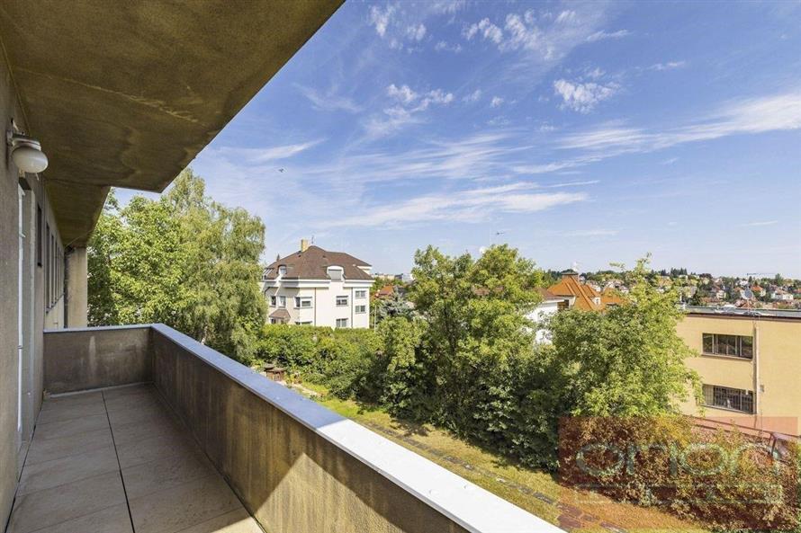 Apartment with balcony for rent: Střešovická,  Praha 6 - Střešovice
