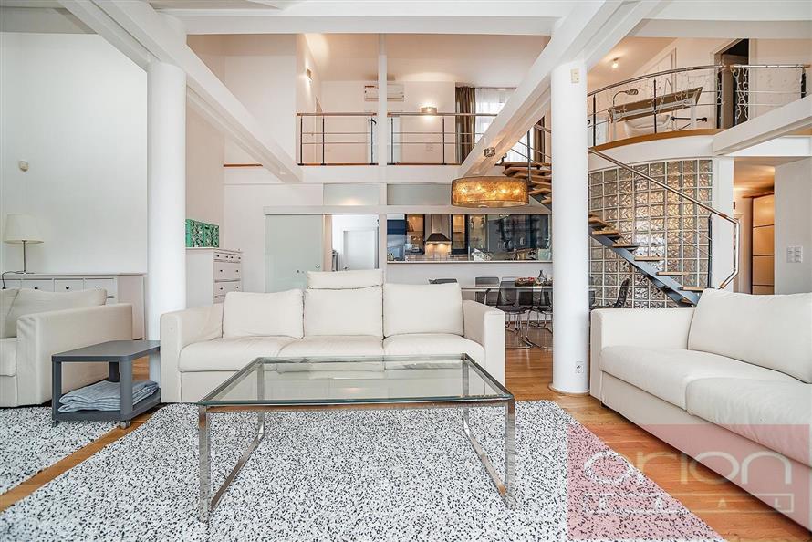Luxury duplex apartment with terrace and winter garden for rent: Praha 2- Nové Město, Dřevná
