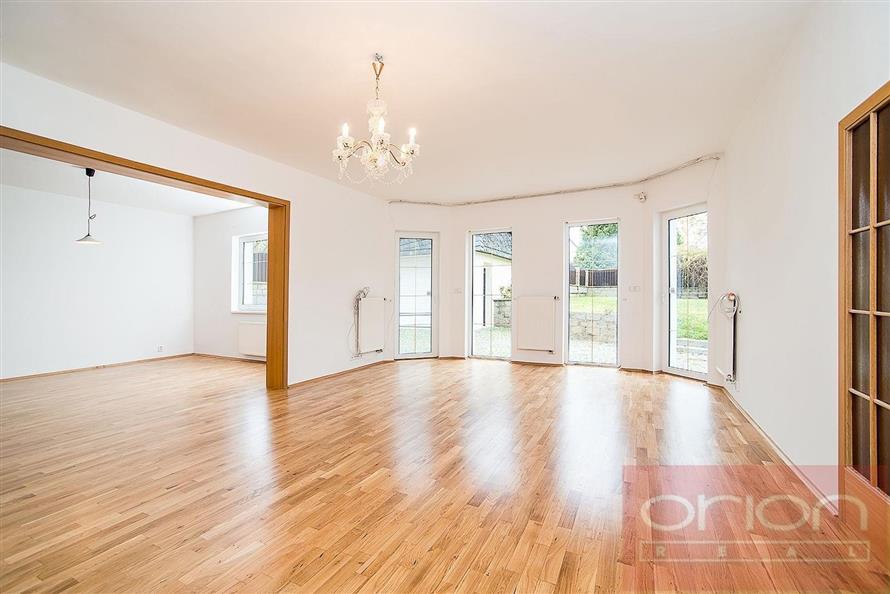 Family house with garden for rent: Praha 6 - Nebušice, Ke Strži