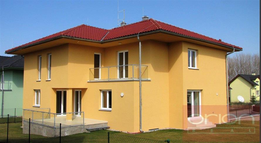 Family house with garden for rent: Praha- Průhonice, Pod Valem II.